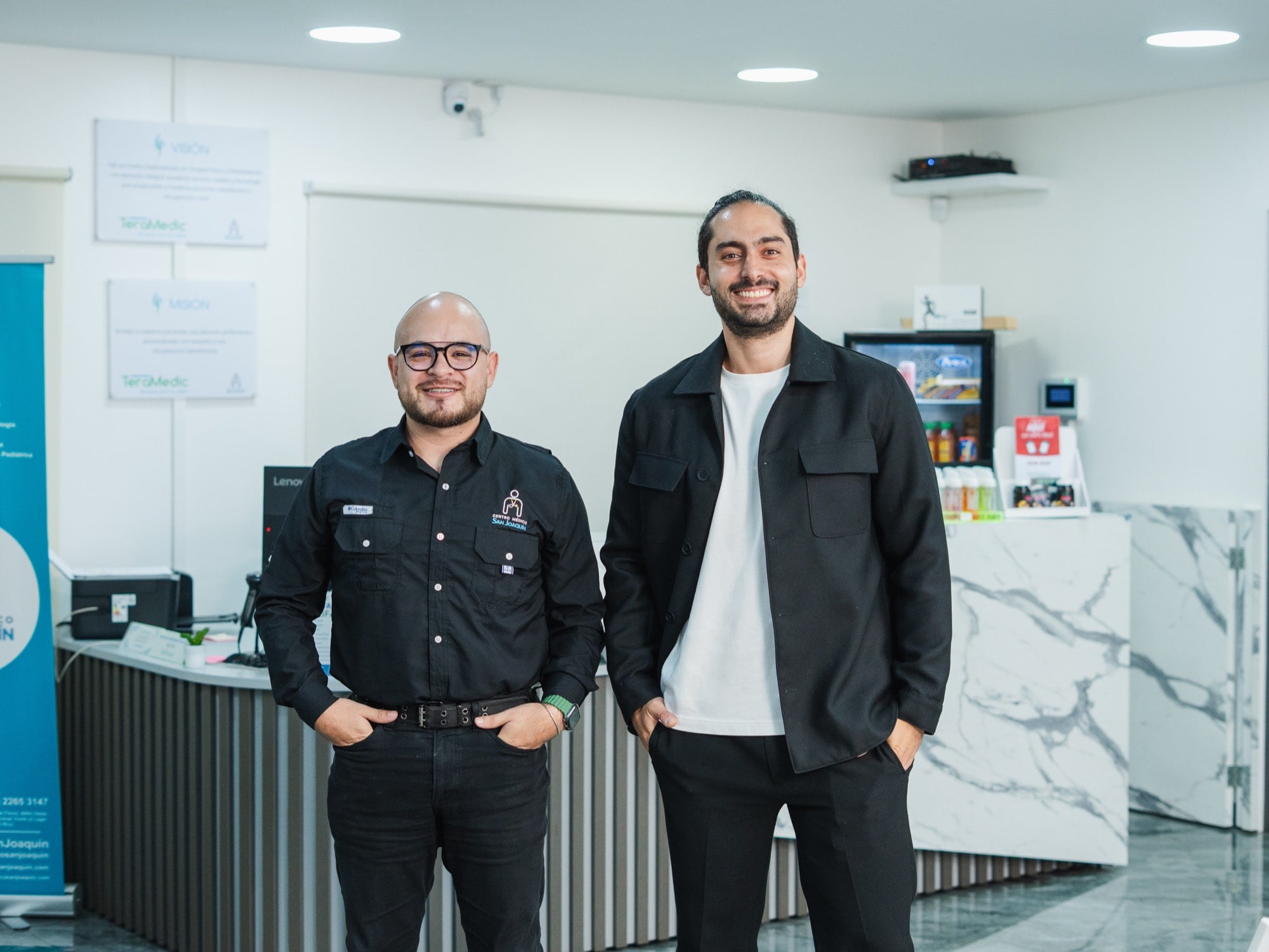 Michael Rodríguez y Jean-Marc Goguikian en Centro Médico San Joaquín